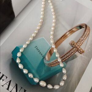 Sterling Silver Oval Pearls Necklace